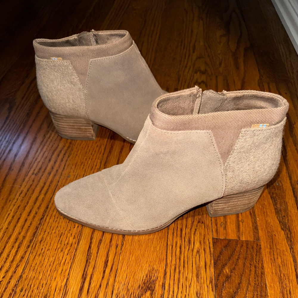 Tom’s Booties